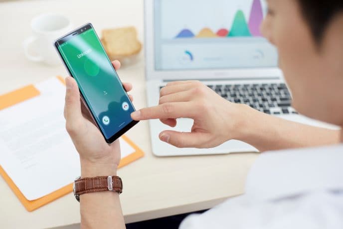 法人が固定電話を置くデメリット