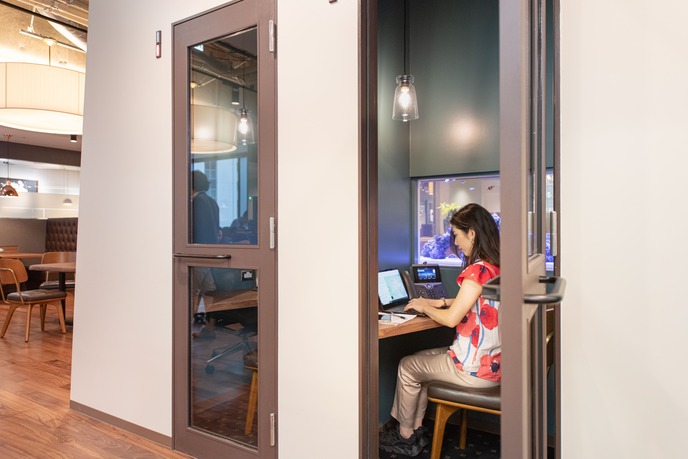 サーブコープのコワーキングスペース