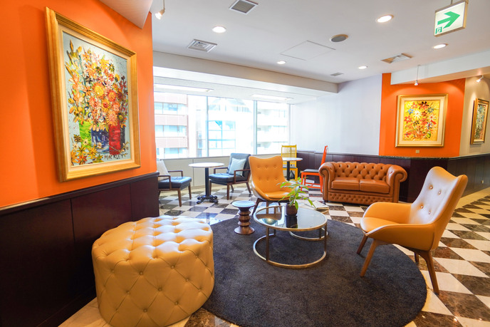 日本橋ワカ末ビルのプレミアムラウンジエリア