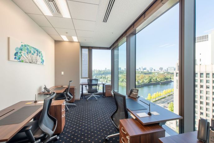 サーブコープ、TOHO日比谷プロムナードビルの絶景が見えるレンタルオフィス