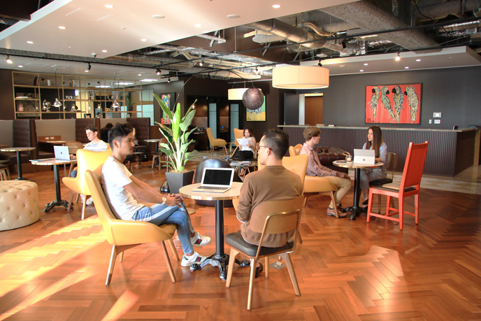 本町のコワーキングスペース