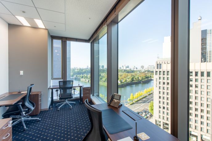 絶景が見えるサーブコープ東宝日比谷プロムナードビルのレンタルオフィスのイメージ