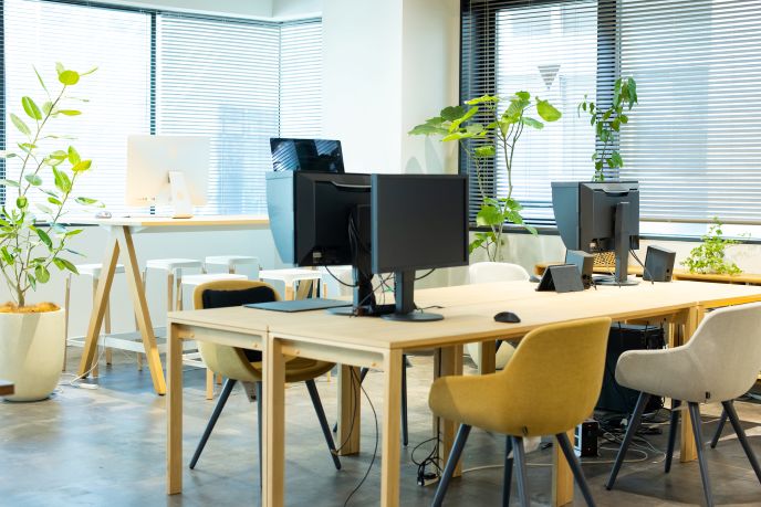 サーブコープのレンタルオフィスで防音対策が施された個室のイメージ