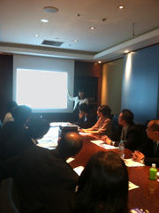 名古屋ルーセントタワービジネス講演会　プレゼンテーションの様子