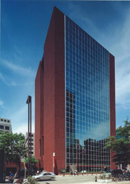 サーブコープ　福岡天神フコク生命ビル